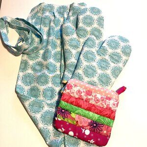 Handmade Waist Apron + Matching Oven Mitts + Pot Holder Kitchen Linens
